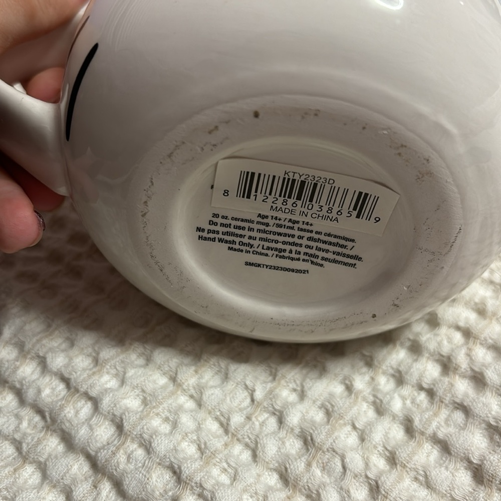 Hello Kitty Face Sanrio white Ceramic 3D Sculpted Mug - Picture 3 of 4